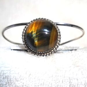 Elegant Silver and Brown Bracelet